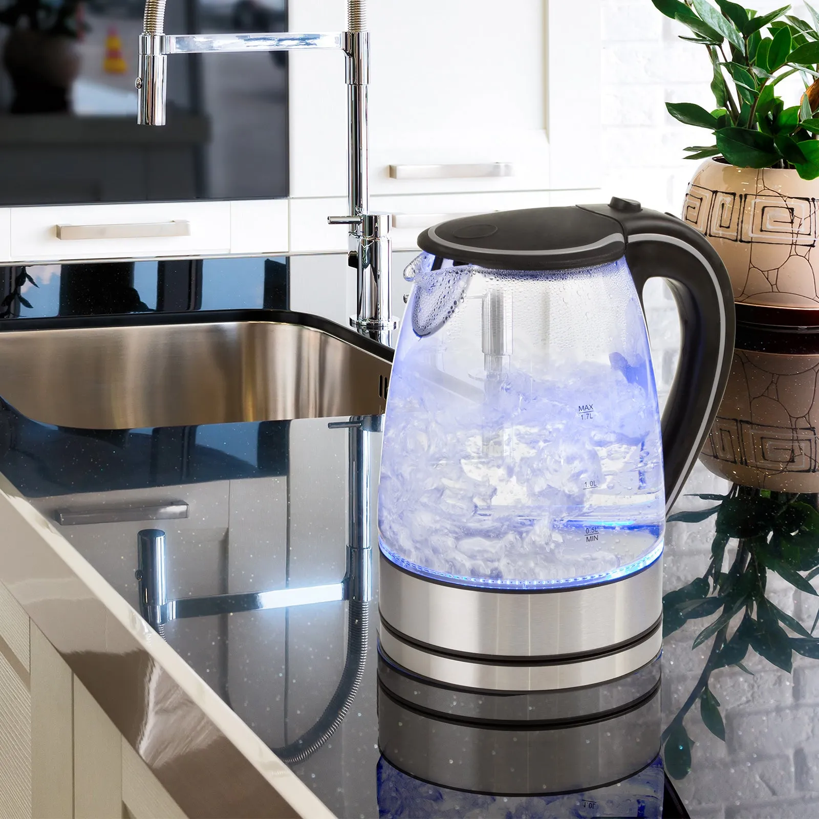 5 Litre Air Fryer | Black   1.7 Litre Kettle | Blue LED | Kitchen Package Deal Set