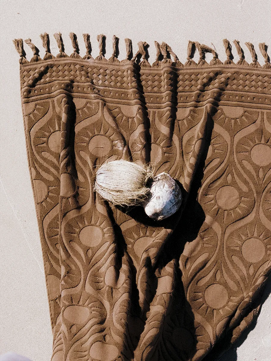 Sundown Towel | Espresso